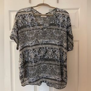 Lush Flowy Blouse T shirt Size Large Floral Blue Print